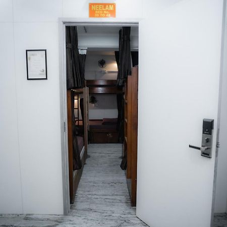 Pearl Courtyard Dormitory Waranasi Zewnętrze zdjęcie