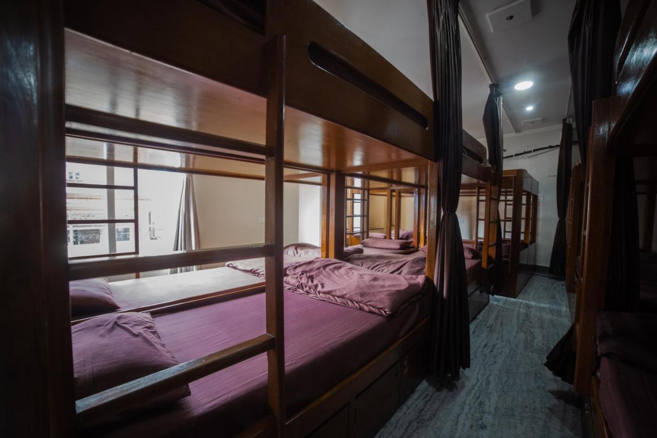 Pearl Courtyard Dormitory Waranasi Zewnętrze zdjęcie