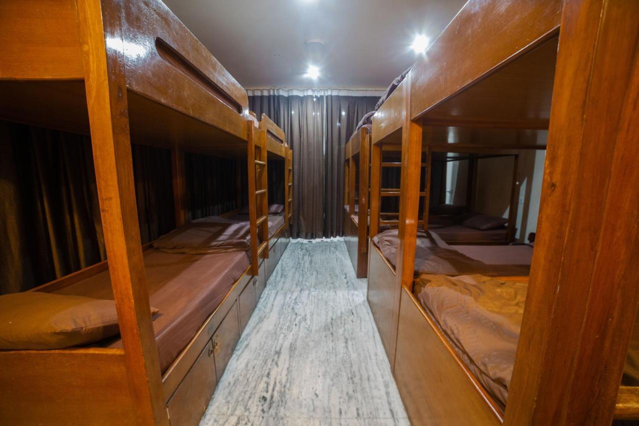 Pearl Courtyard Dormitory Waranasi Zewnętrze zdjęcie