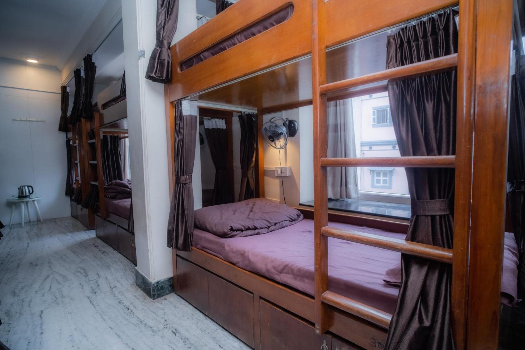 Pearl Courtyard Dormitory Waranasi Zewnętrze zdjęcie