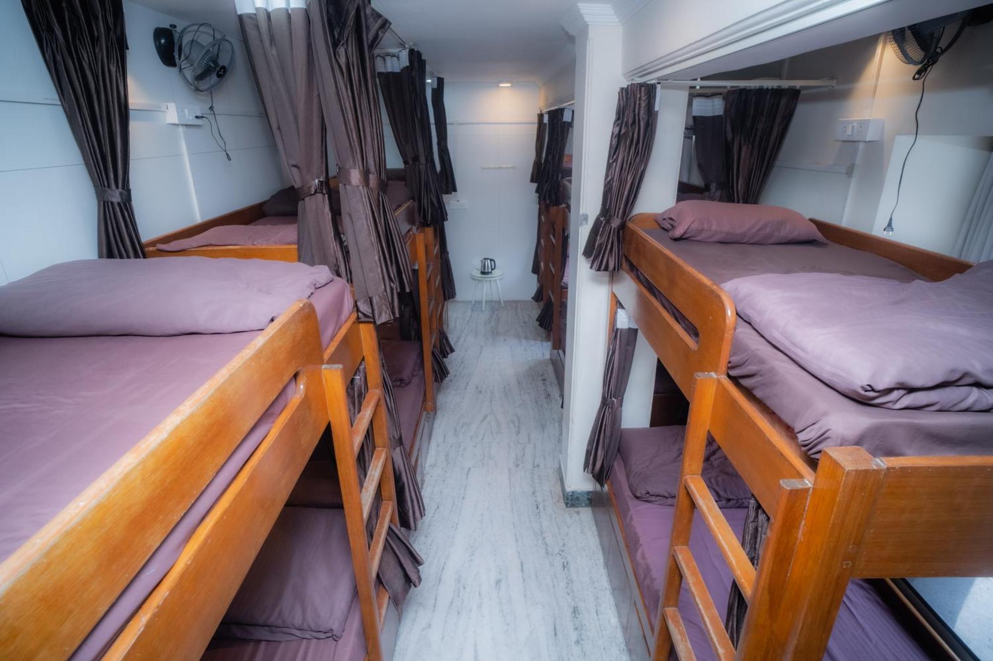 Pearl Courtyard Dormitory Waranasi Zewnętrze zdjęcie
