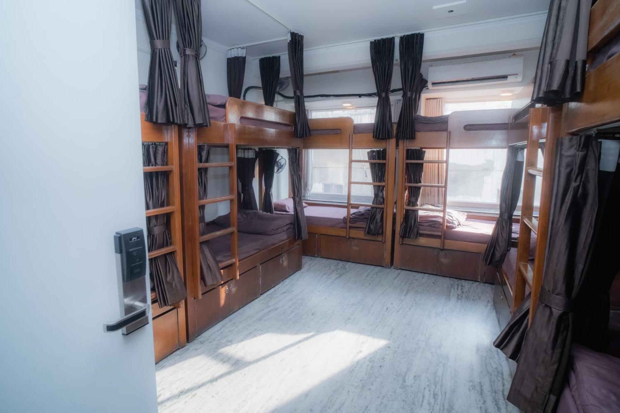 Pearl Courtyard Dormitory Waranasi Zewnętrze zdjęcie