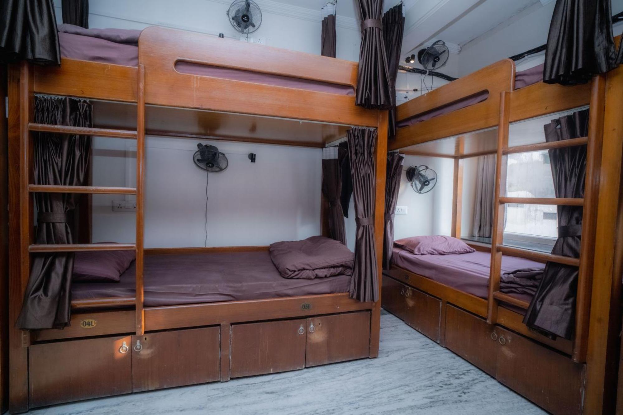Pearl Courtyard Dormitory Waranasi Zewnętrze zdjęcie