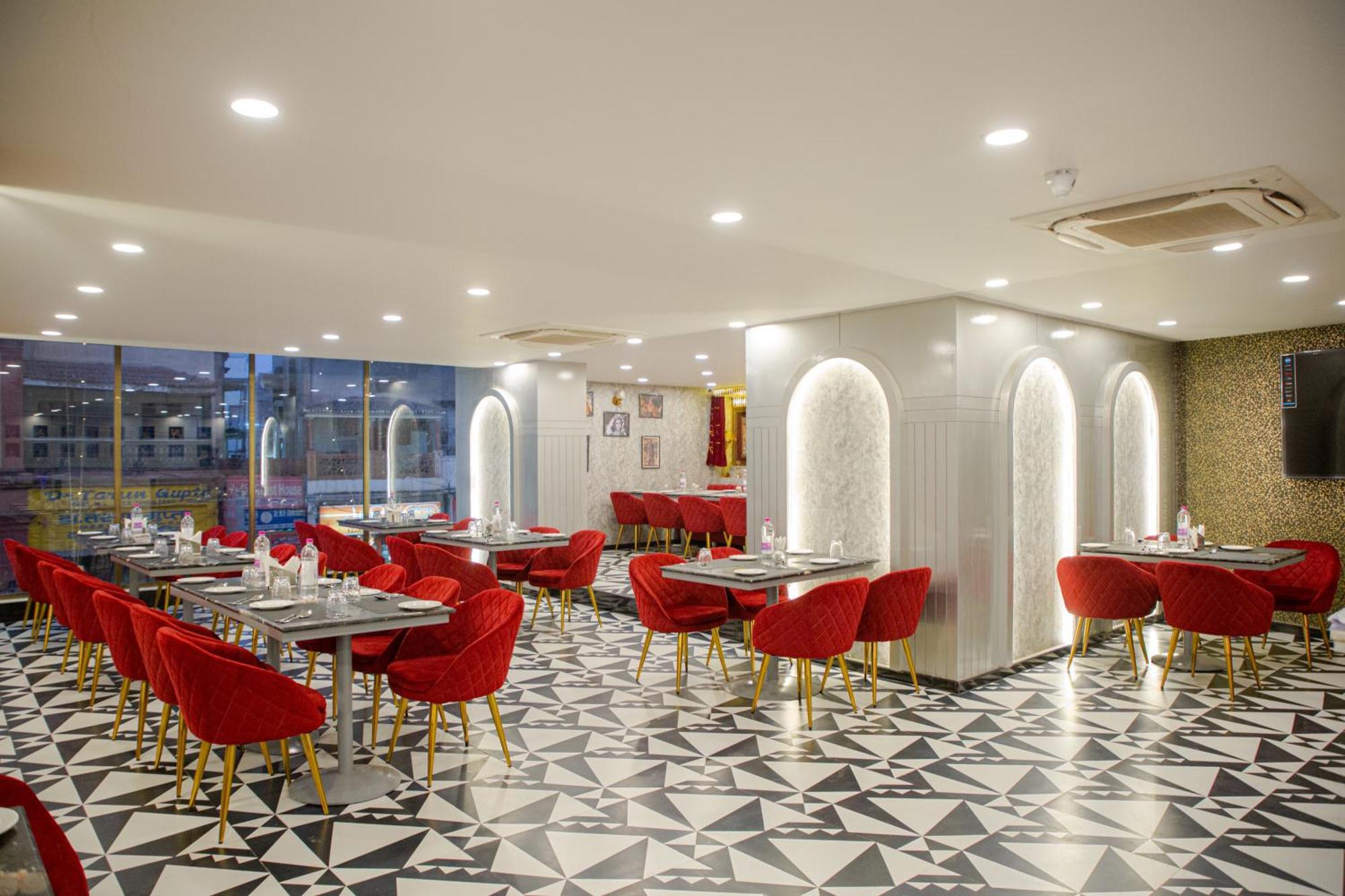 Pearl Courtyard Dormitory Waranasi Zewnętrze zdjęcie